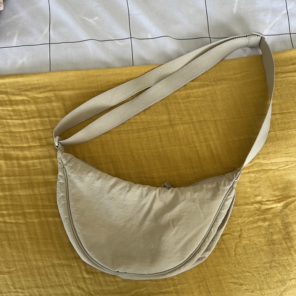 Uniqlo white crossbody
